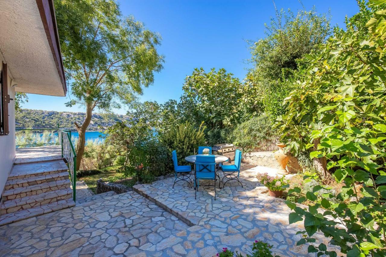 Holiday Home Zita Кральевица Экстерьер фото